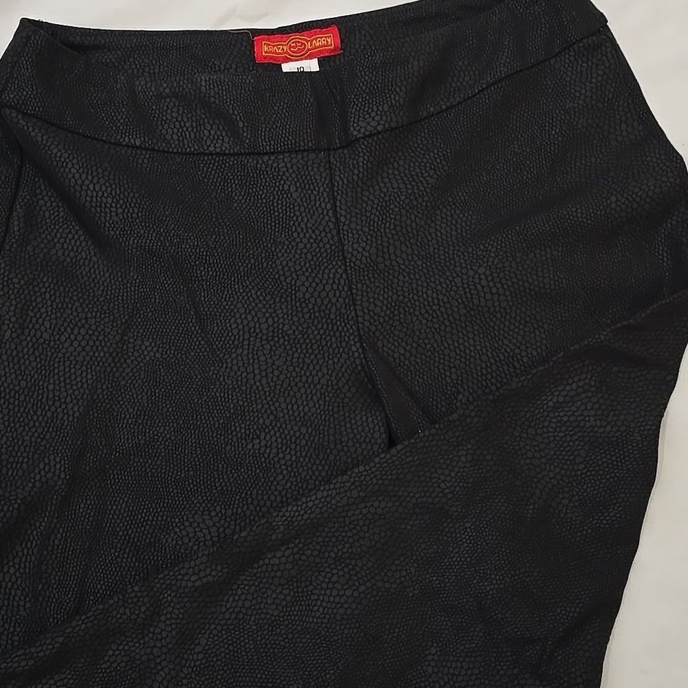 Krazy Larry Pull on Ankle Pants in Black Size 10